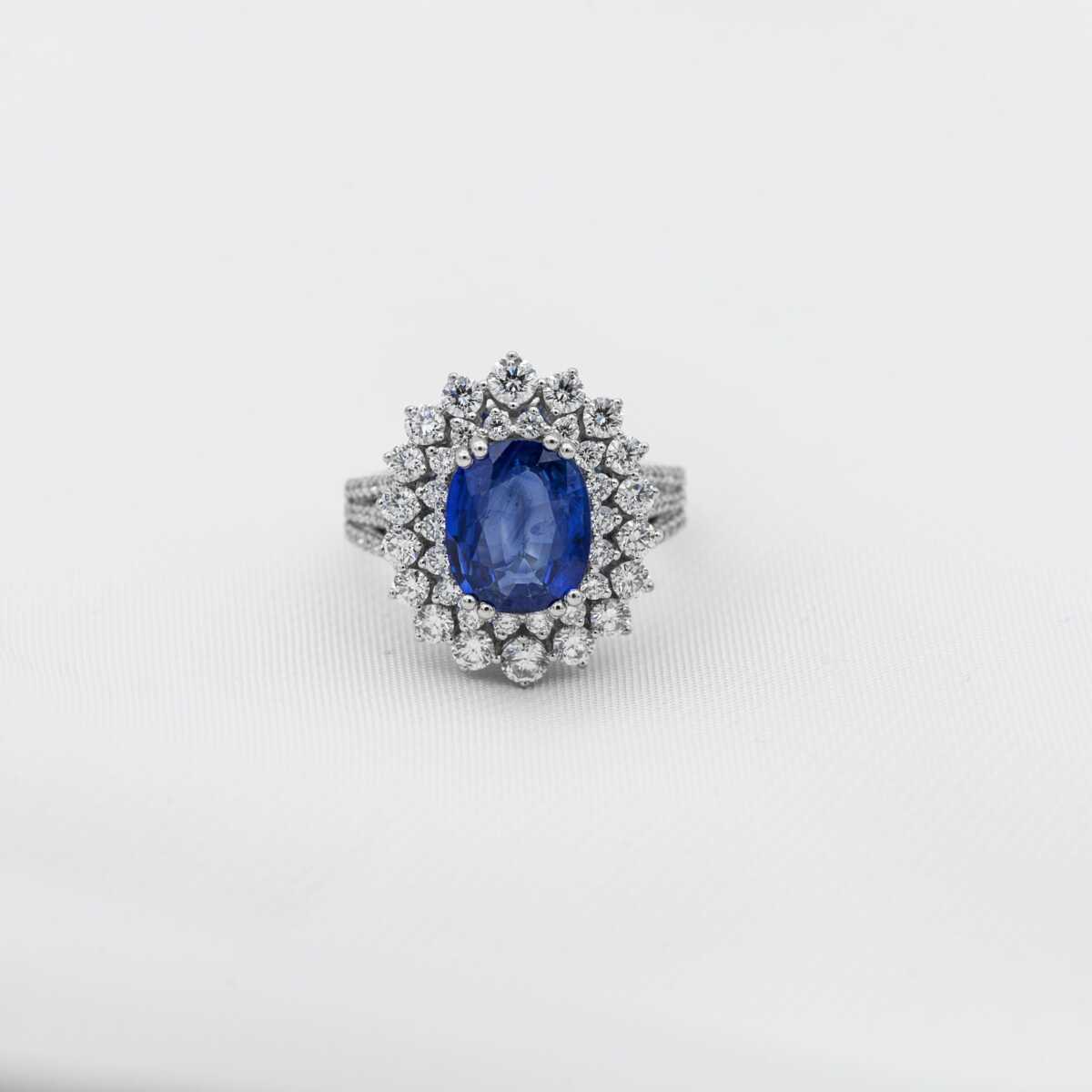 Blue Sapphire Diamond Ring